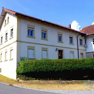 Merzbach - Wohnen Wie Im Museum Mit Komfort Untermerzbach